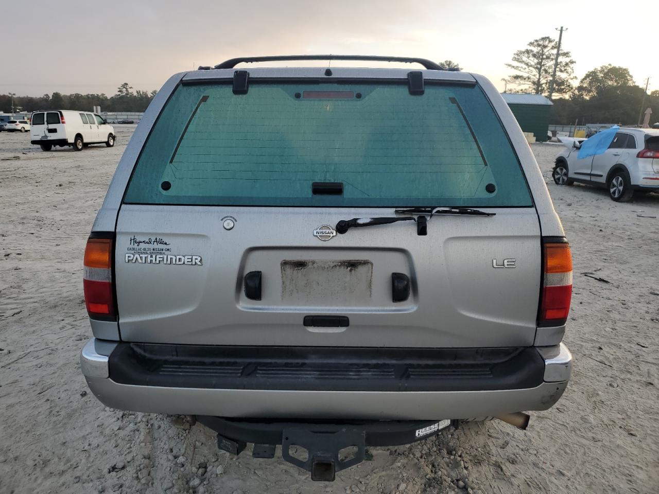 1999 Nissan Pathfinder Xe VIN: JN8AR05S3XW295854 Lot: 78705914