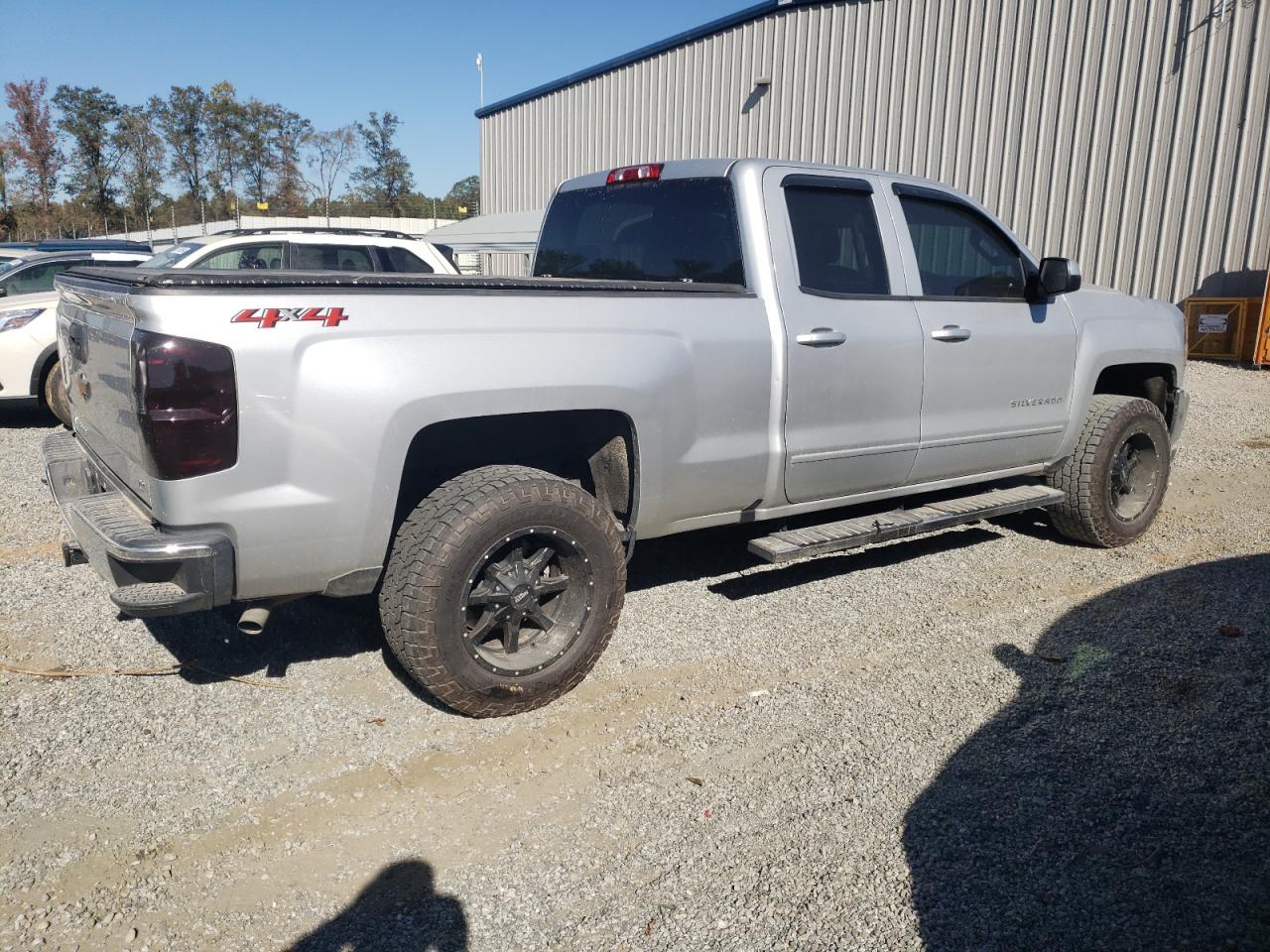 2018 Chevrolet Silverado - Image 3