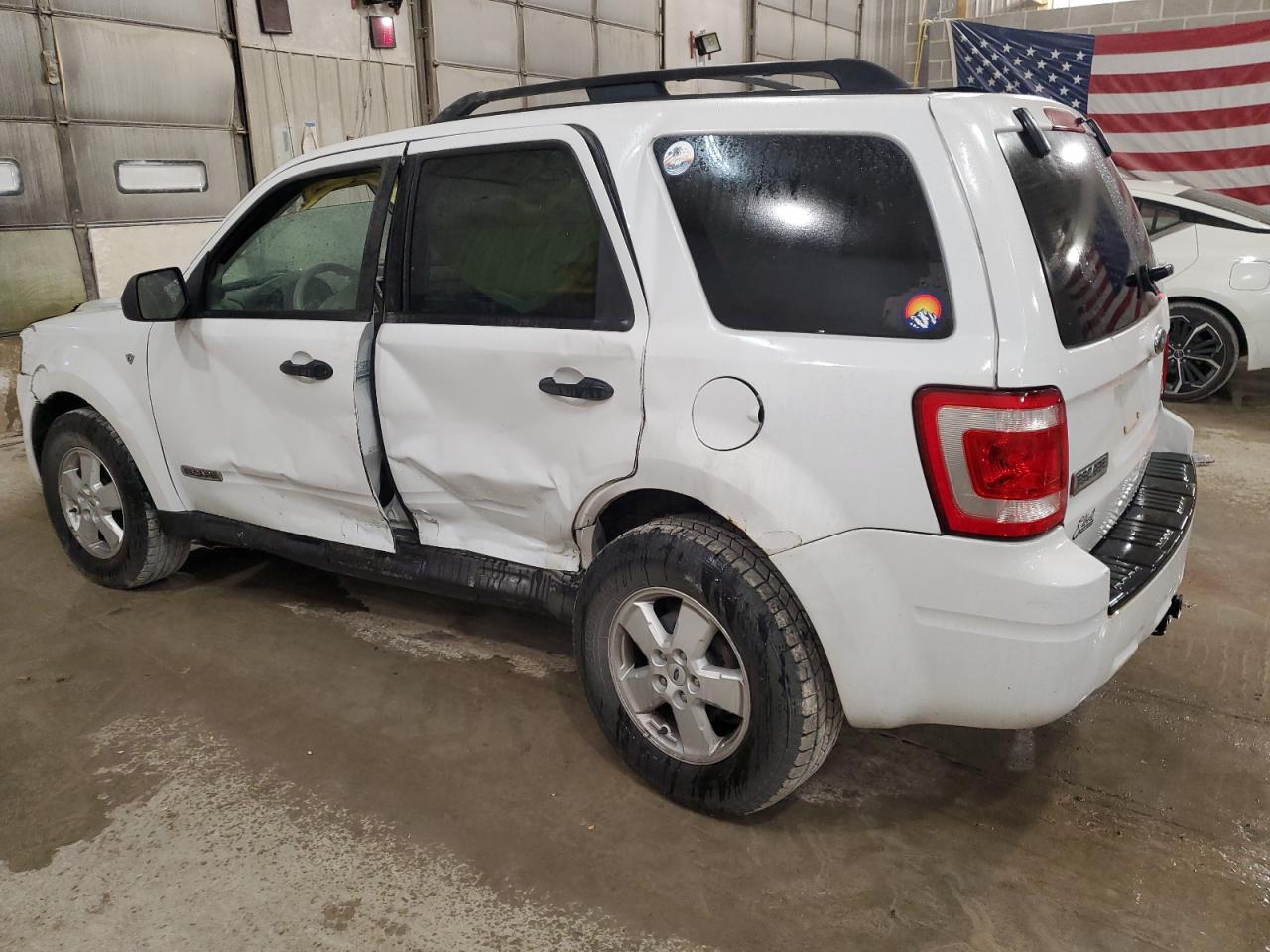 2008 Ford Escape - Image 2