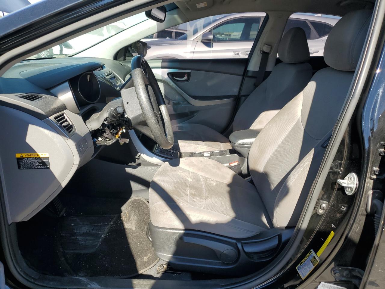 2013 Hyundai Elantra - Image 7