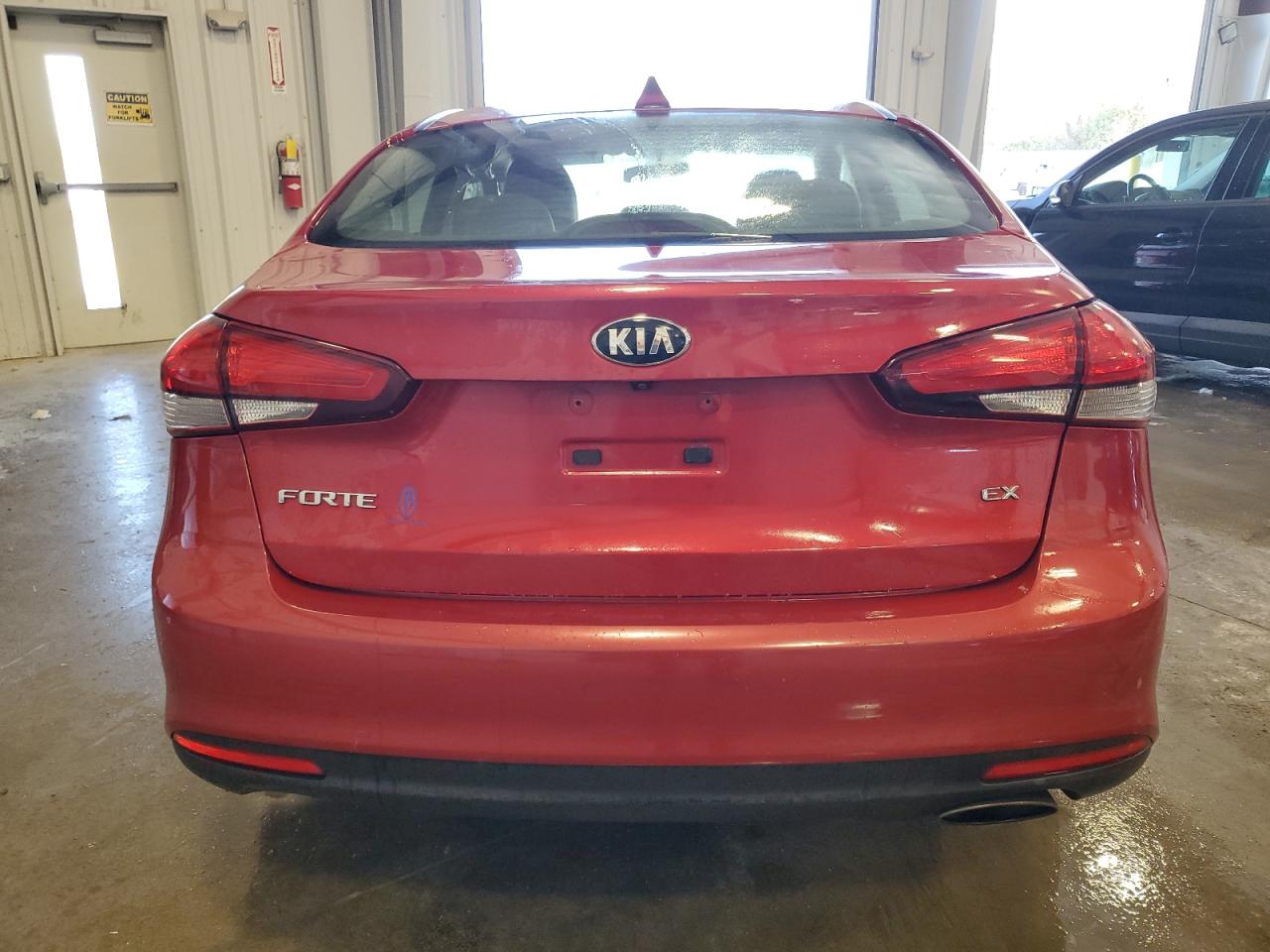 2018 Kia Forte Ex VIN: 3KPFL4A82JE165716 Lot: 75528774