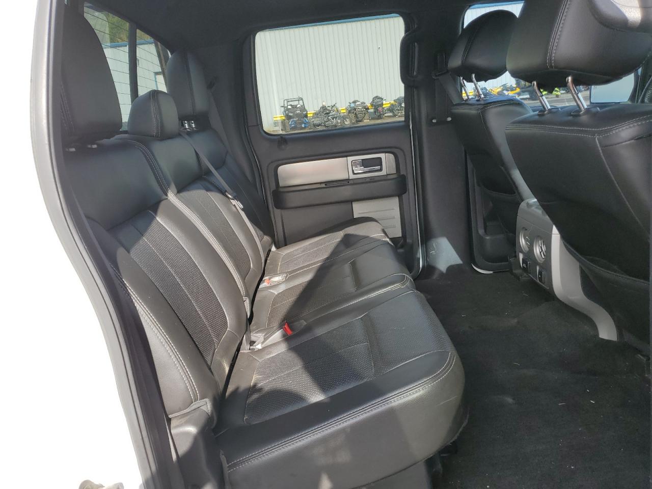 2013 Ford F-150 - Image 10