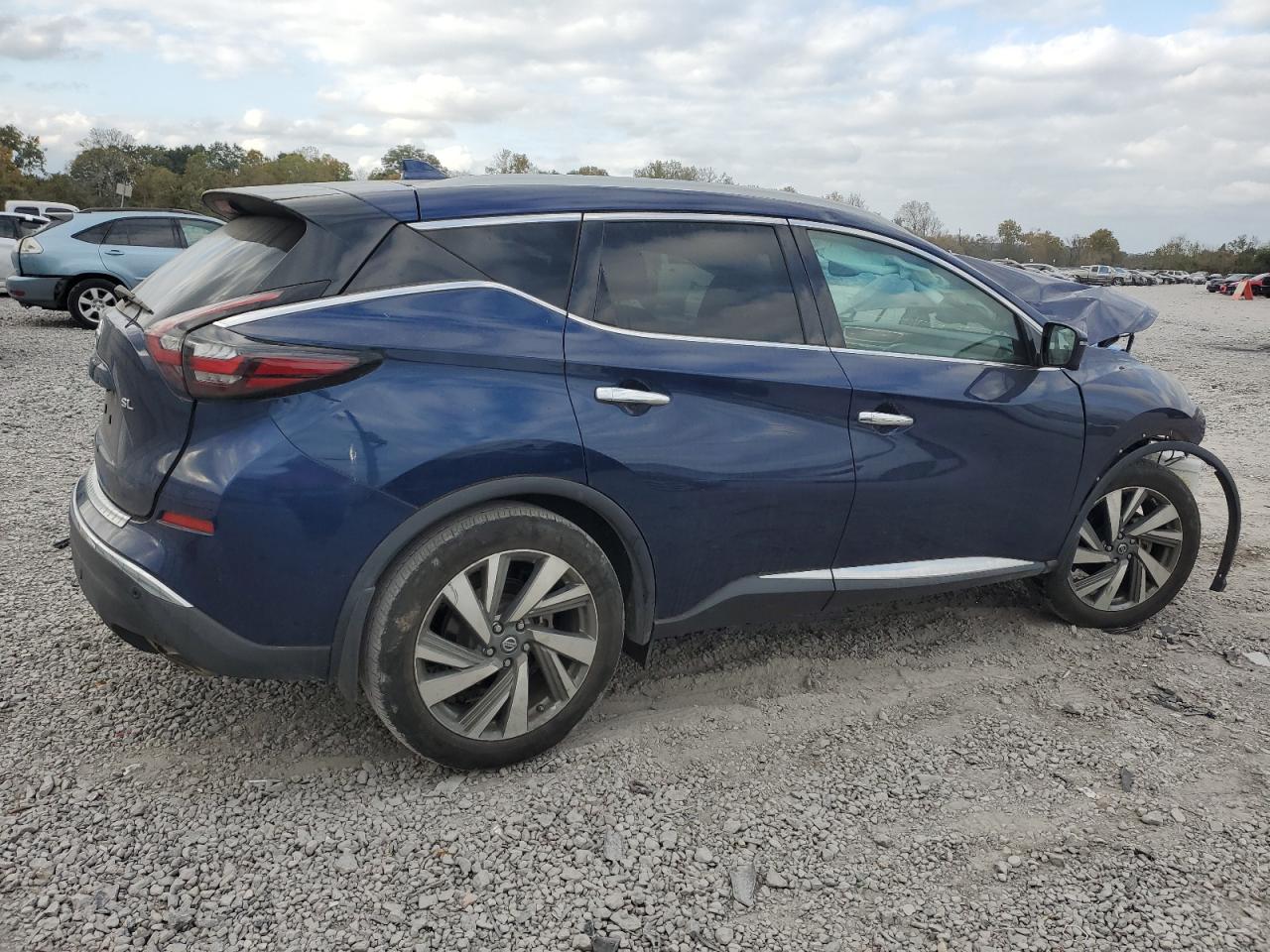 2019 Nissan Murano - Image 3