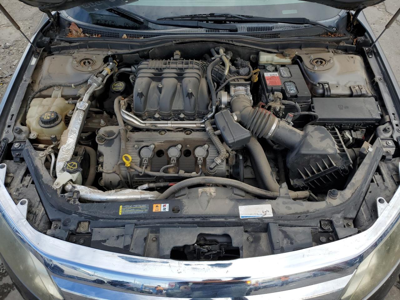 2010 Ford Fusion - Image 11