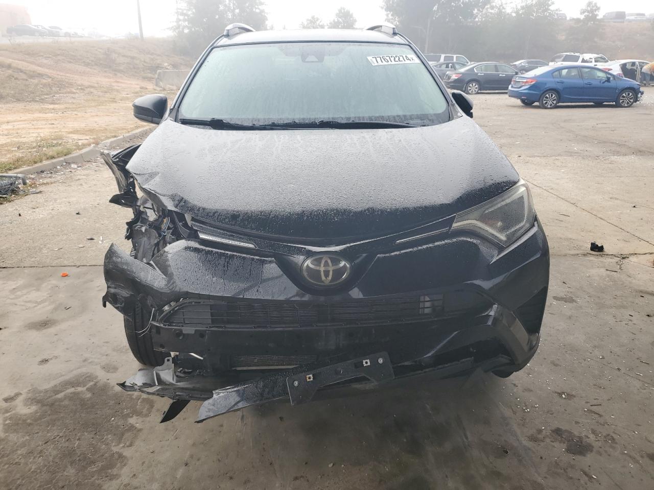2017 Toyota RAV 4 - Image 5