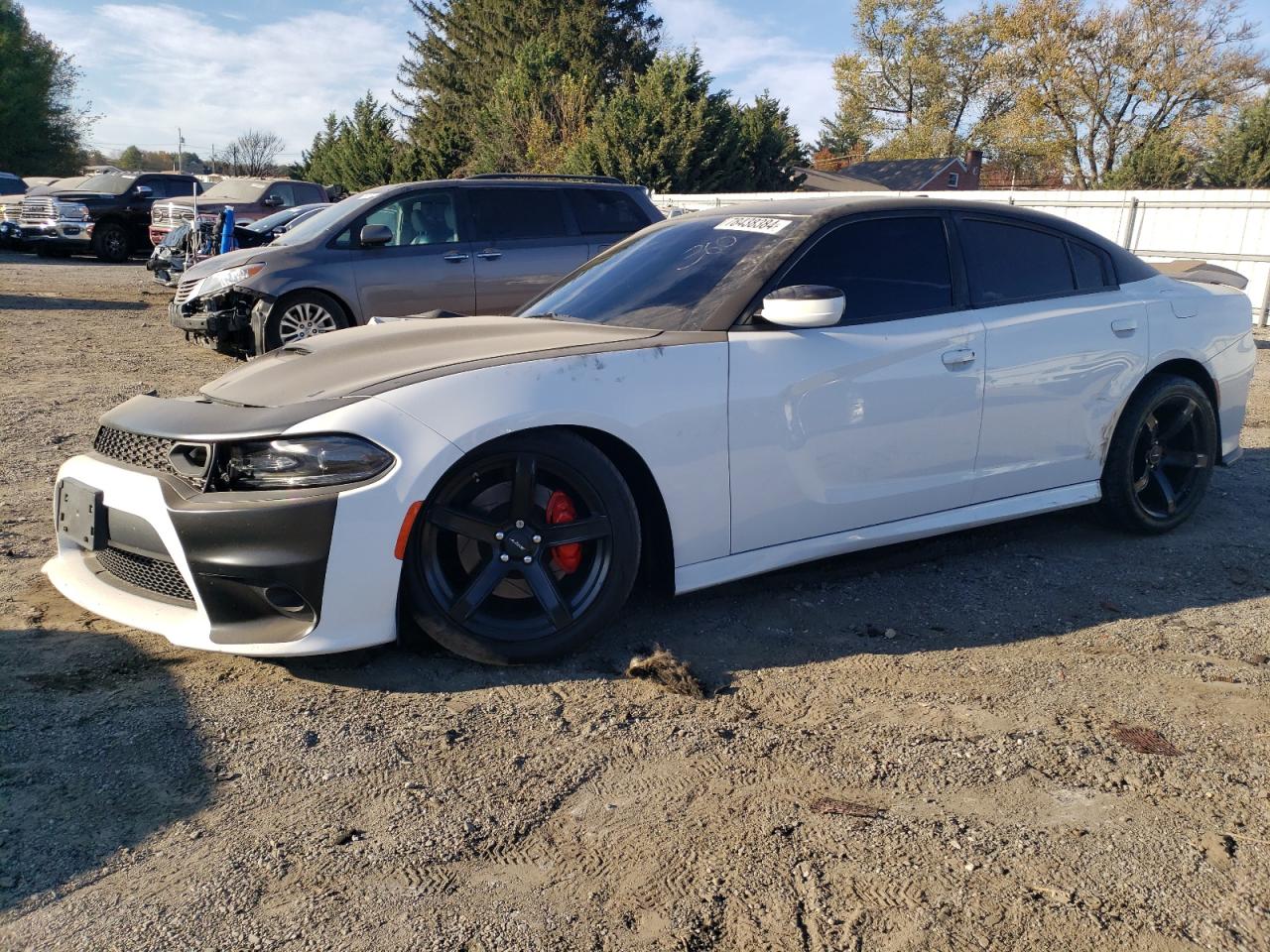 2C3CDXGJ8JH225485 2018 DODGE CHARGER - Image 1