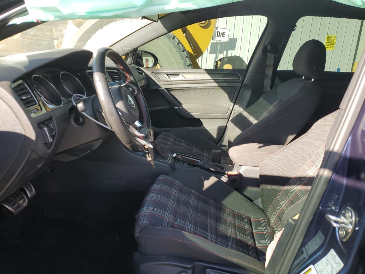 2018 Volkswagen GTI - Image 7