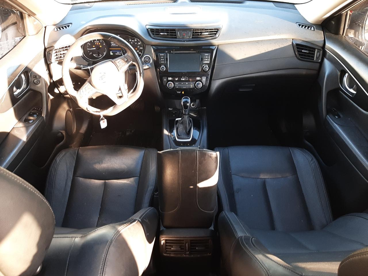 2018 Nissan Rogue - Image 8