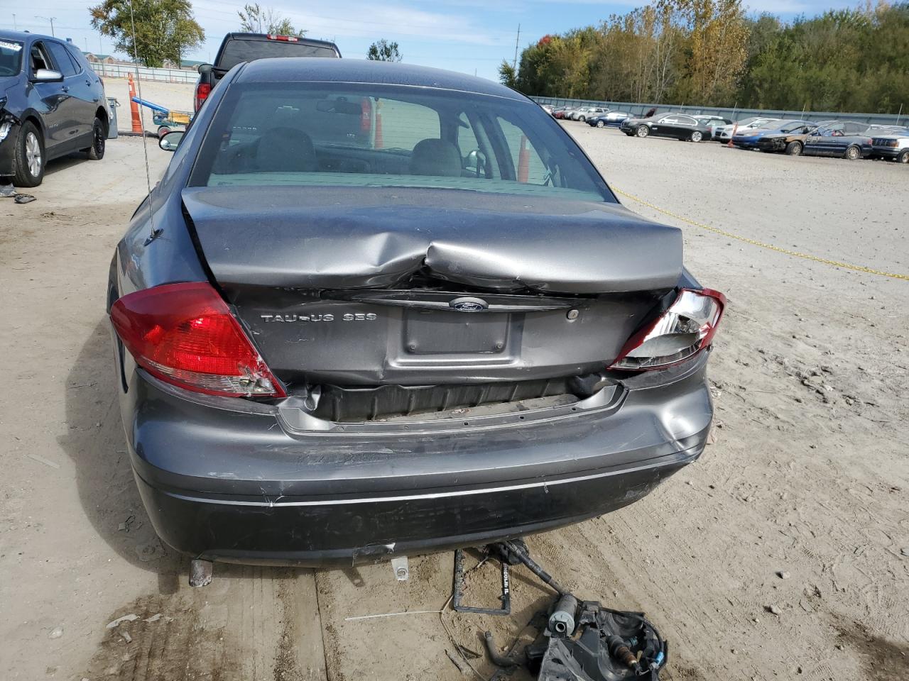 2004 Ford Taurus Ses VIN: 1FAFP55S84G177041 Lot: 75988384