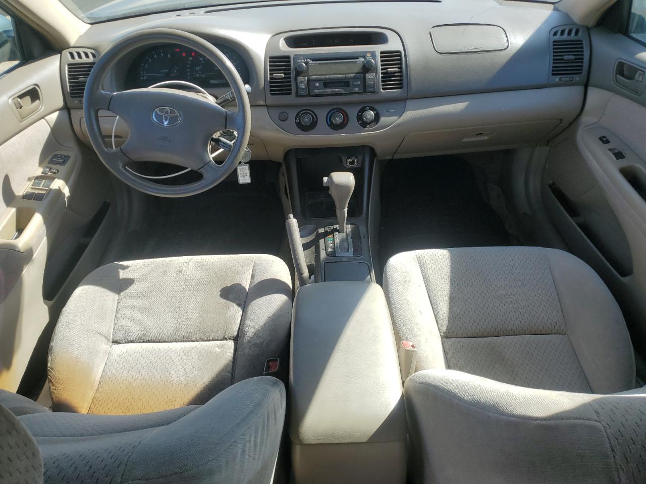 2003 Toyota Camry Le VIN: 4T1BF32K43U543335 Lot: 76260224