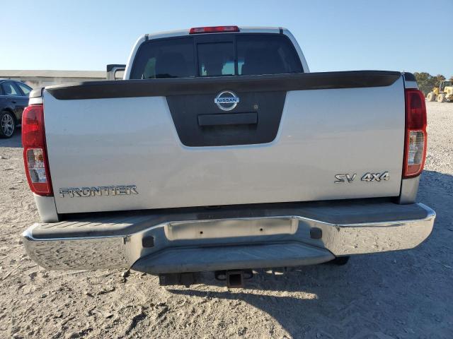  NISSAN FRONTIER 2015 Сріблястий