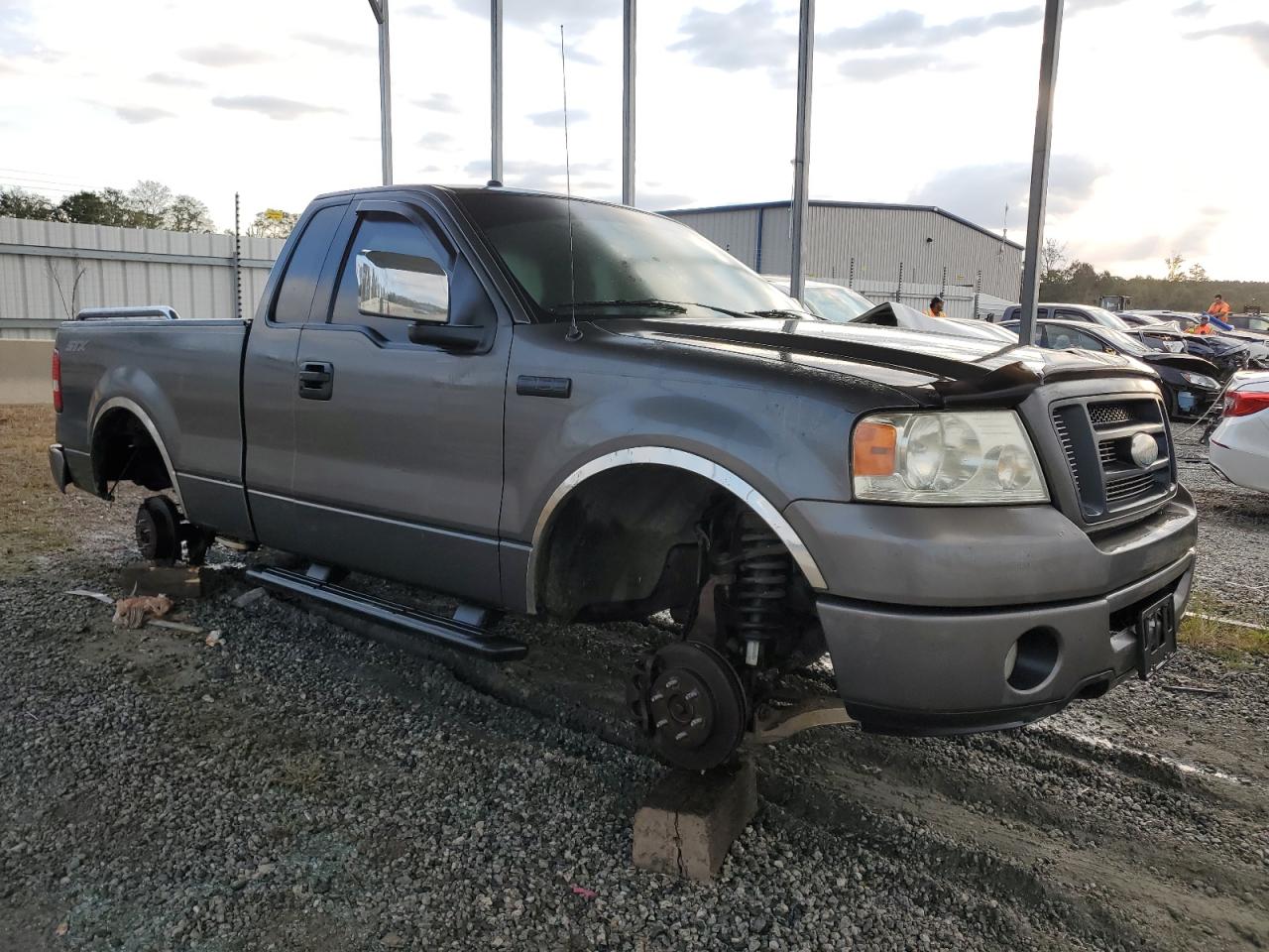 2006 Ford F-150 - Image 4