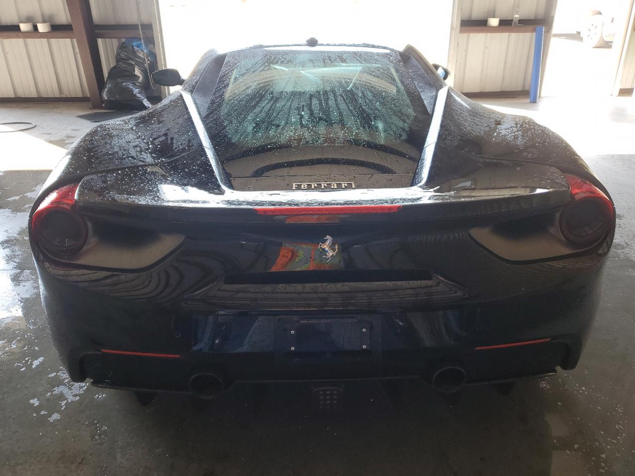 ZFF79ALA1H0227399 2017 Ferrari 488 Gtb