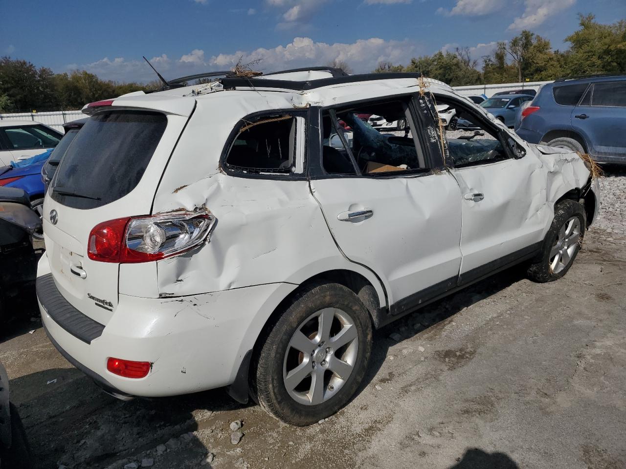 2008 Hyundai Santa Fe - Image 3