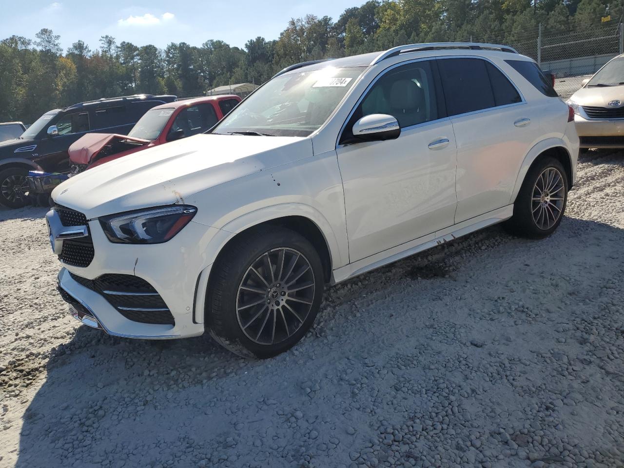2022 Mercedes-Benz GLE - Image 1