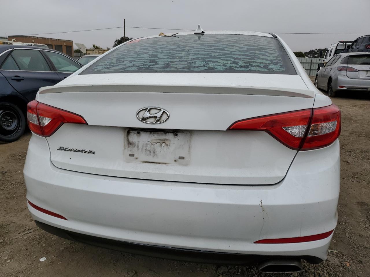 5NPE24AF6FH059091 2015 Hyundai Sonata Se