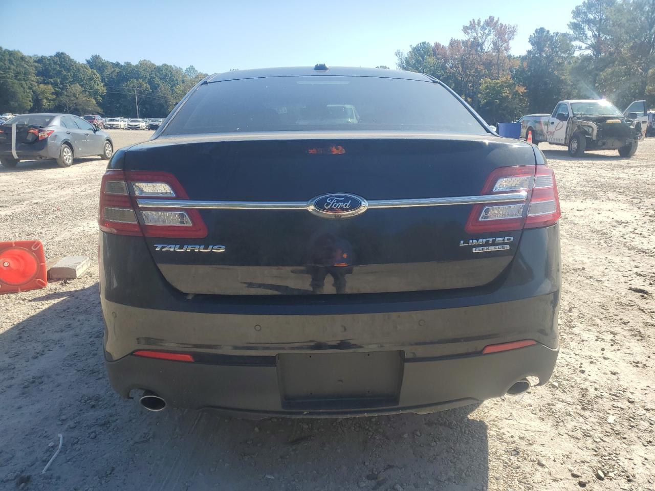 1FAHP2F88GG107568 2016 Ford Taurus Limited