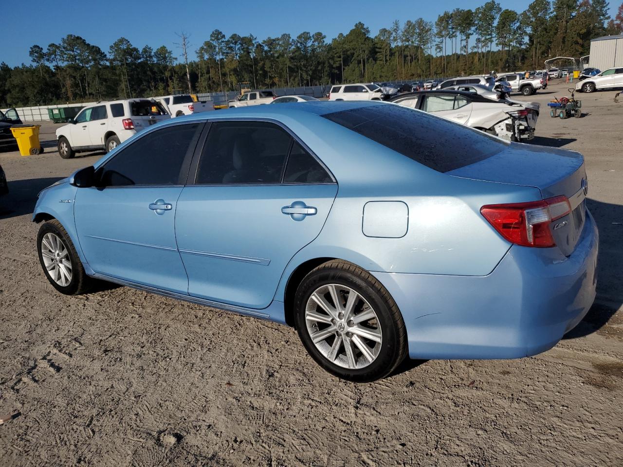 2013 Toyota Camry - Image 2