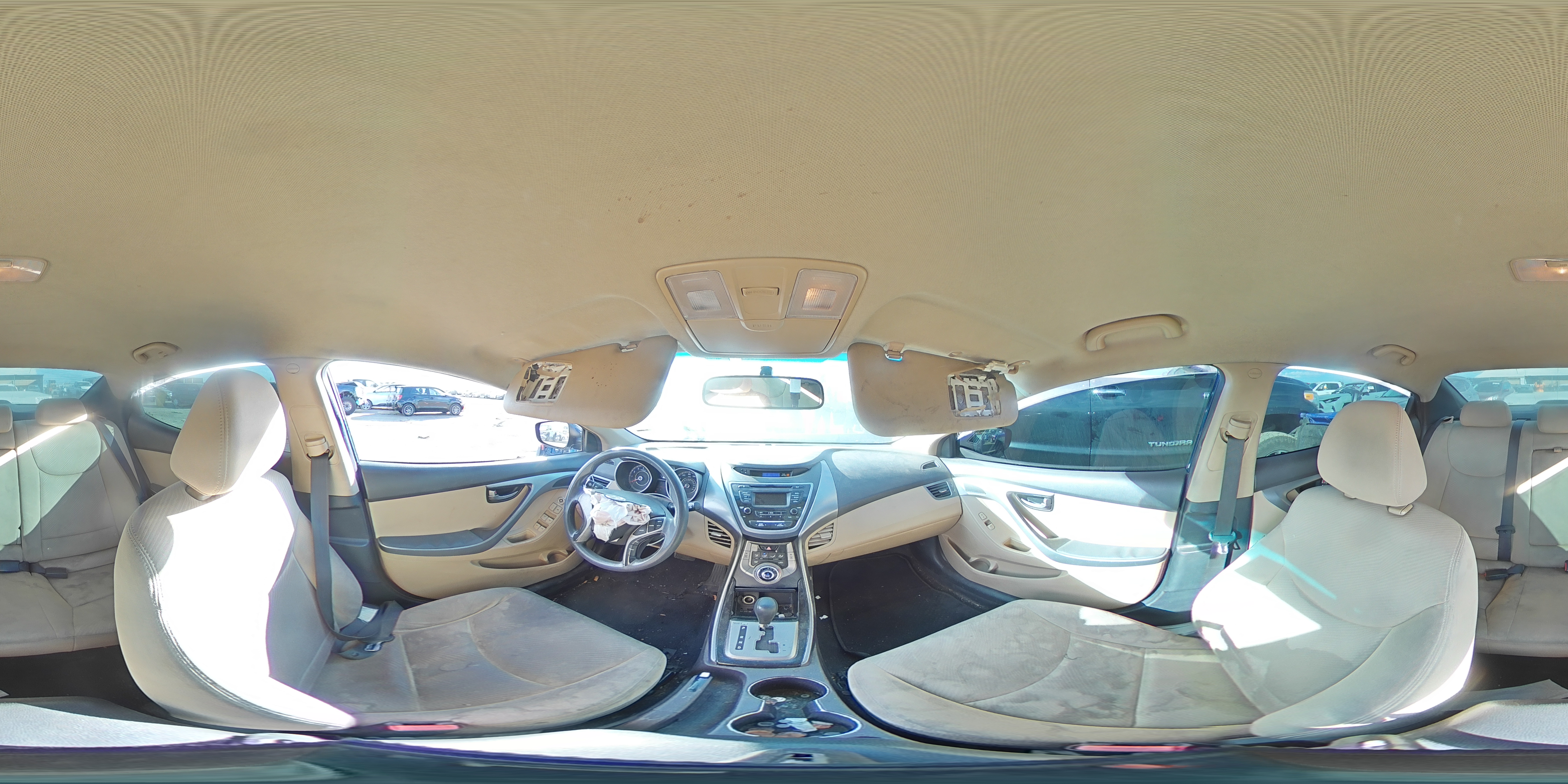2013 Hyundai Elantra - Image 12
