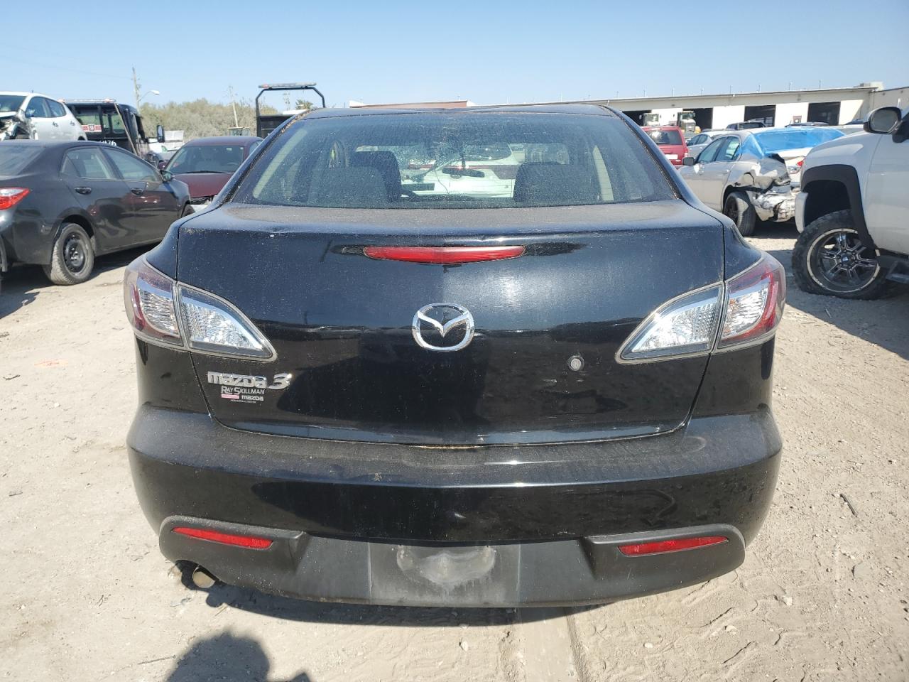 2011 Mazda 3 I VIN: JM1BL1UF1B1902013 Lot: 75662284