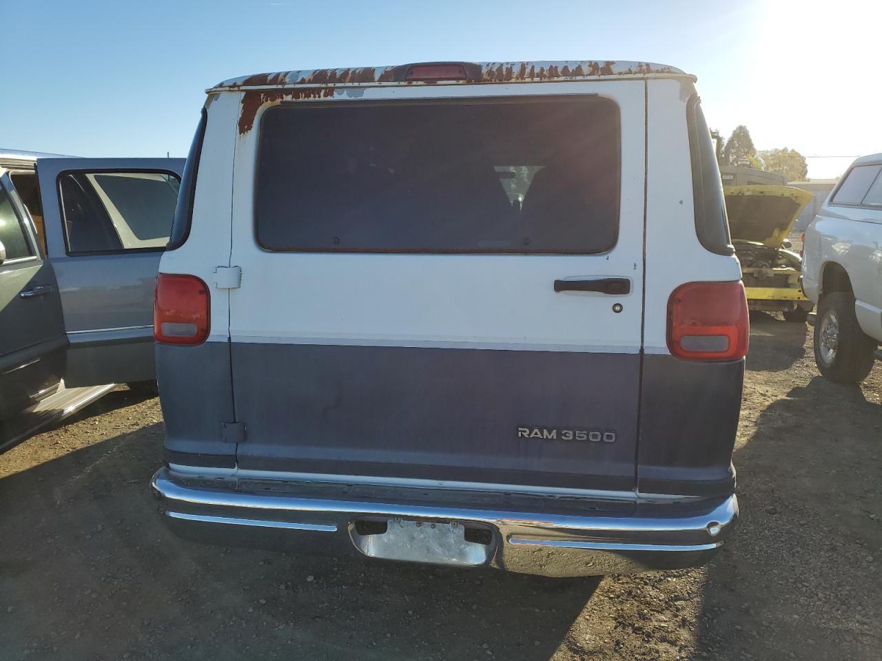 1997 Dodge Ram Van B3500 VIN: 2B7KB31Z0VK554095 Lot: 76989804