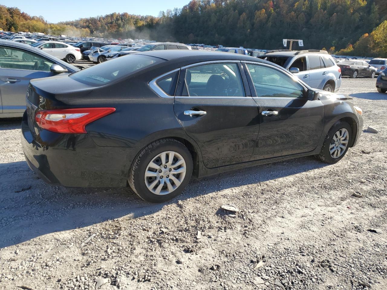2016 Nissan Altima - Image 3