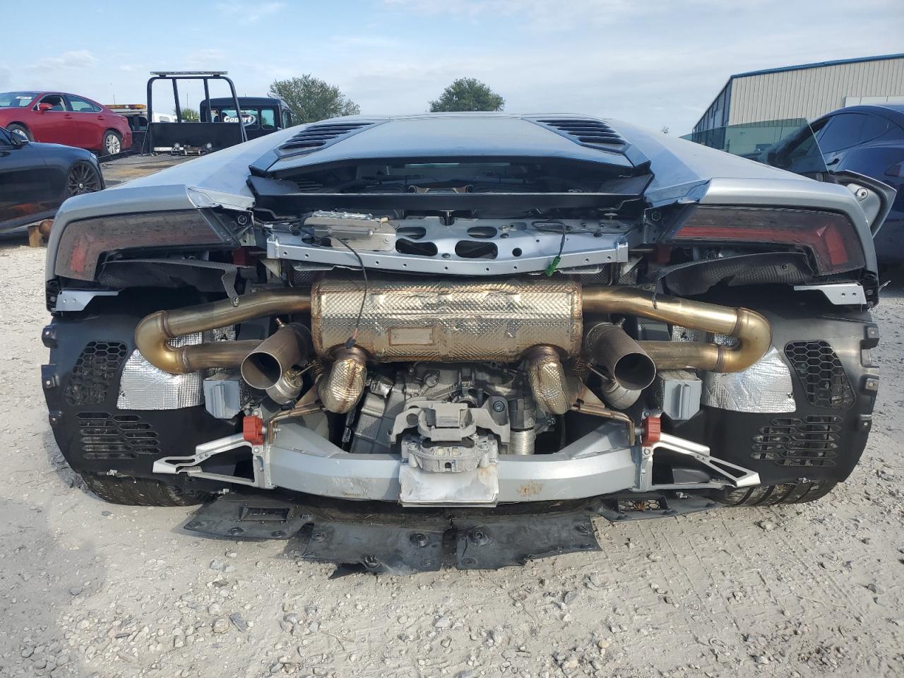 ZHWUF5ZF2MLA17322 2021 Lamborghini Huracan Evo