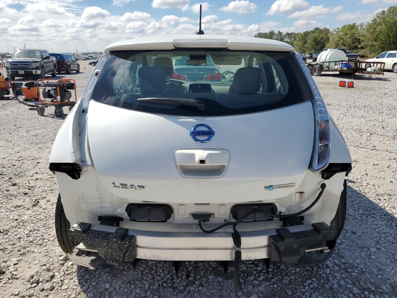 2015 Nissan Leaf S VIN: 1N4AZ0CP2FC309565 Lot: 73581234