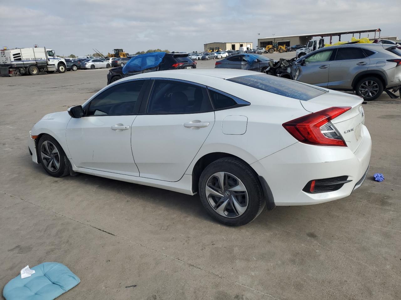 2019 Honda Civic - Image 2