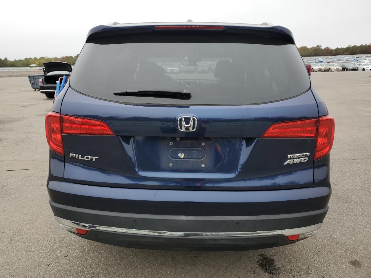 2016 Honda Pilot - Image 6