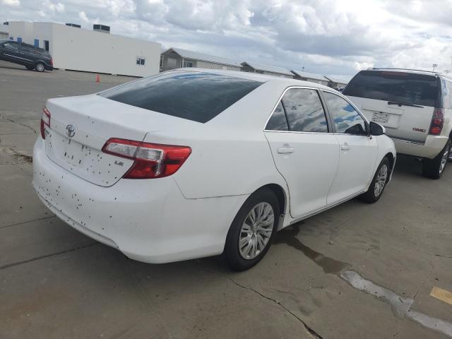  TOYOTA CAMRY 2012 Белый