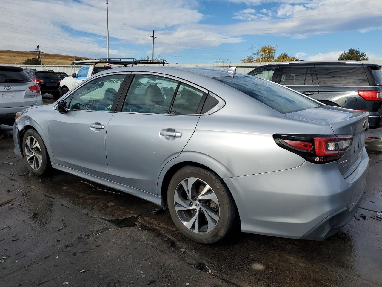 2021 Subaru Legacy - Image 2