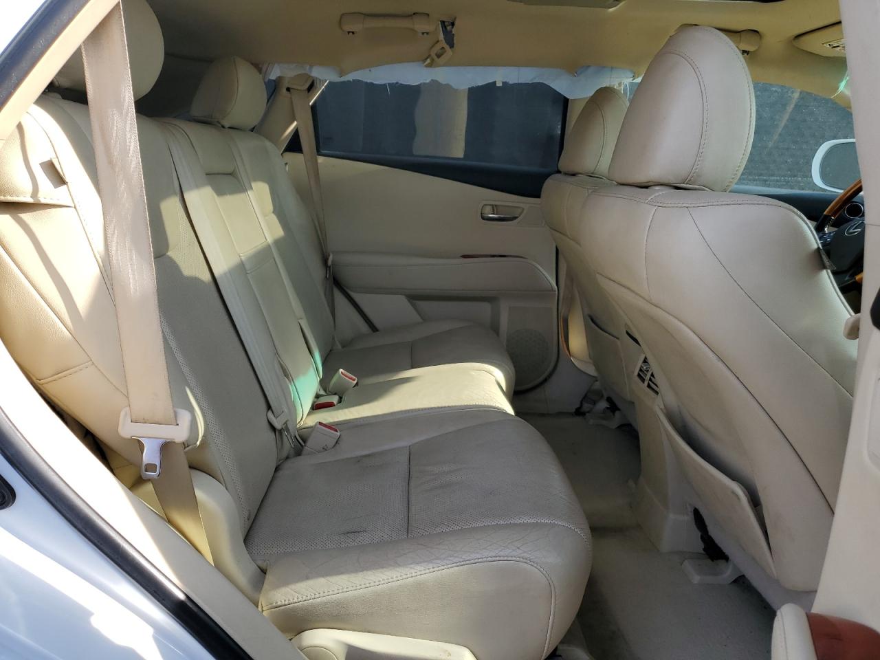2011 Lexus RX - Image 11