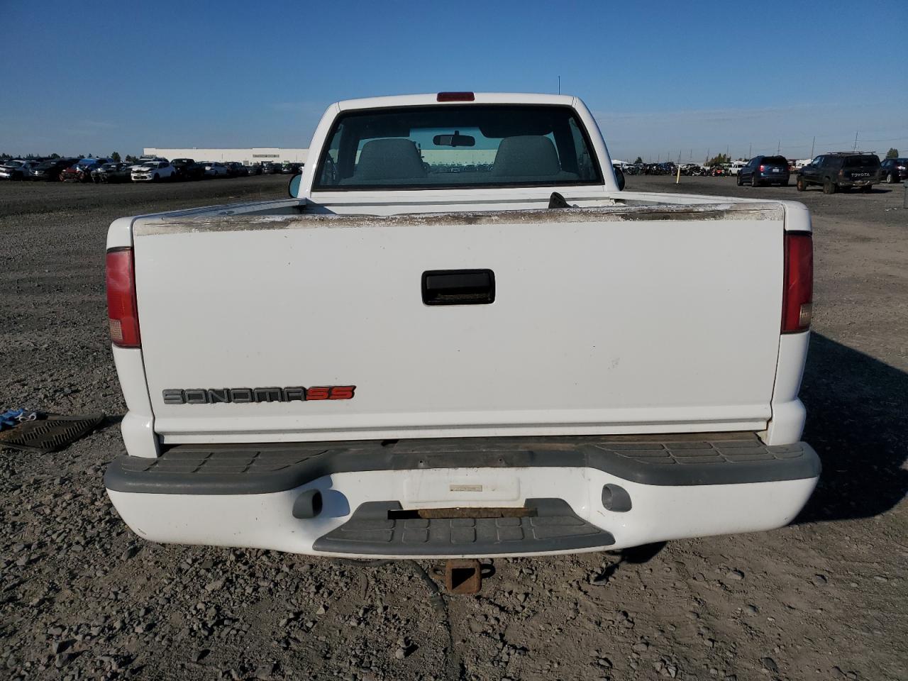 1999 GMC Sonoma VIN: 1GTDT14X2X8527880 Lot: 75218964