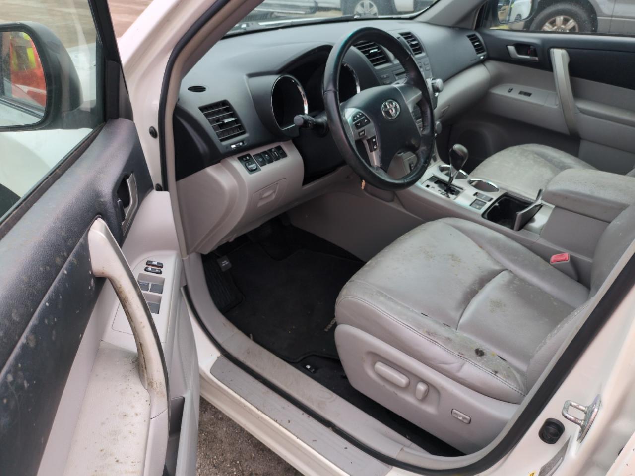 2012 Toyota Highlander Base VIN: 5TDBK3EH6CS172148 Lot: 74014214