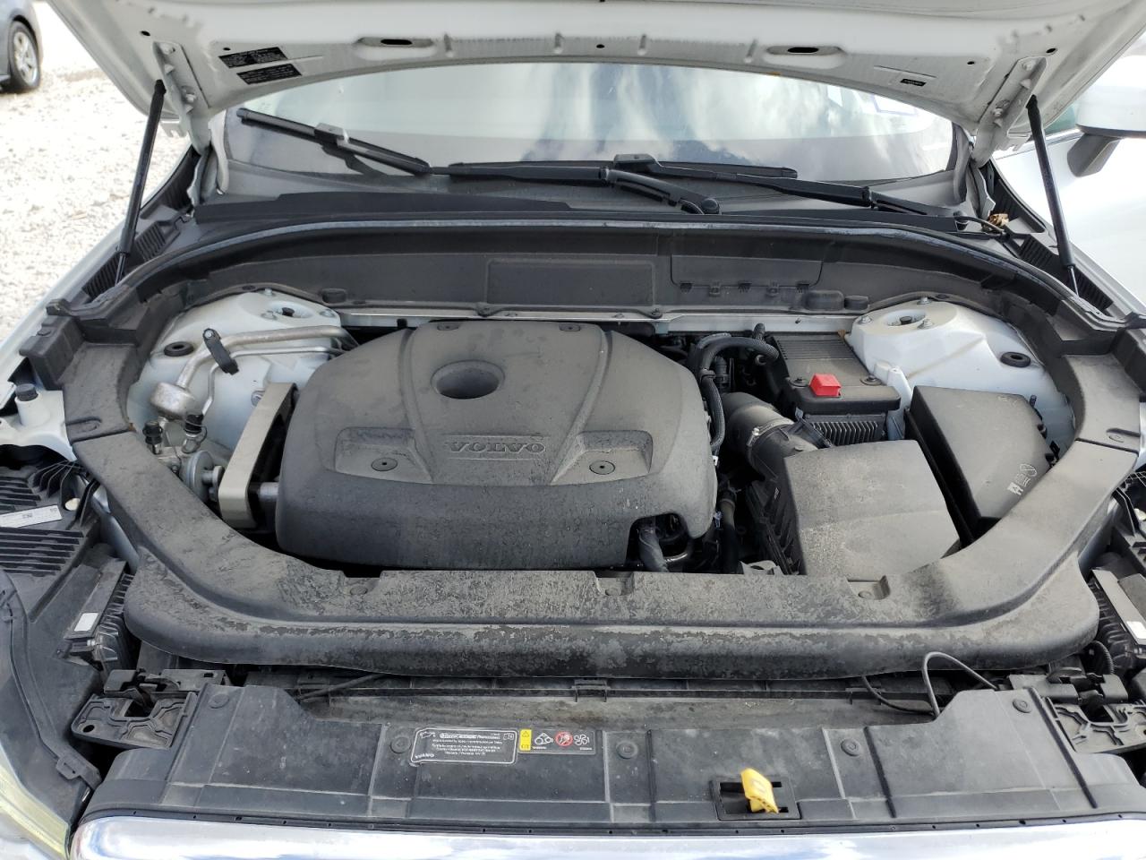 2018 Volvo XC60 - Image 12