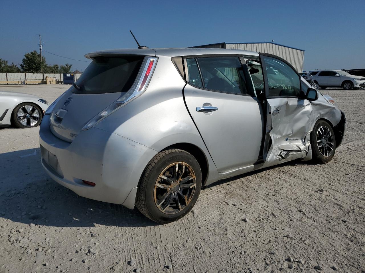 VIN 1N4AZ0CP7FC329438 2015 NISSAN LEAF no.3