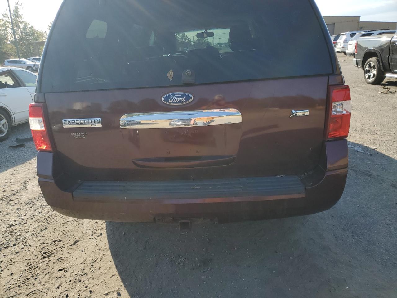 2010 Ford Expedition Xlt VIN: 1FMJU1F59AEB72724 Lot: 76454194