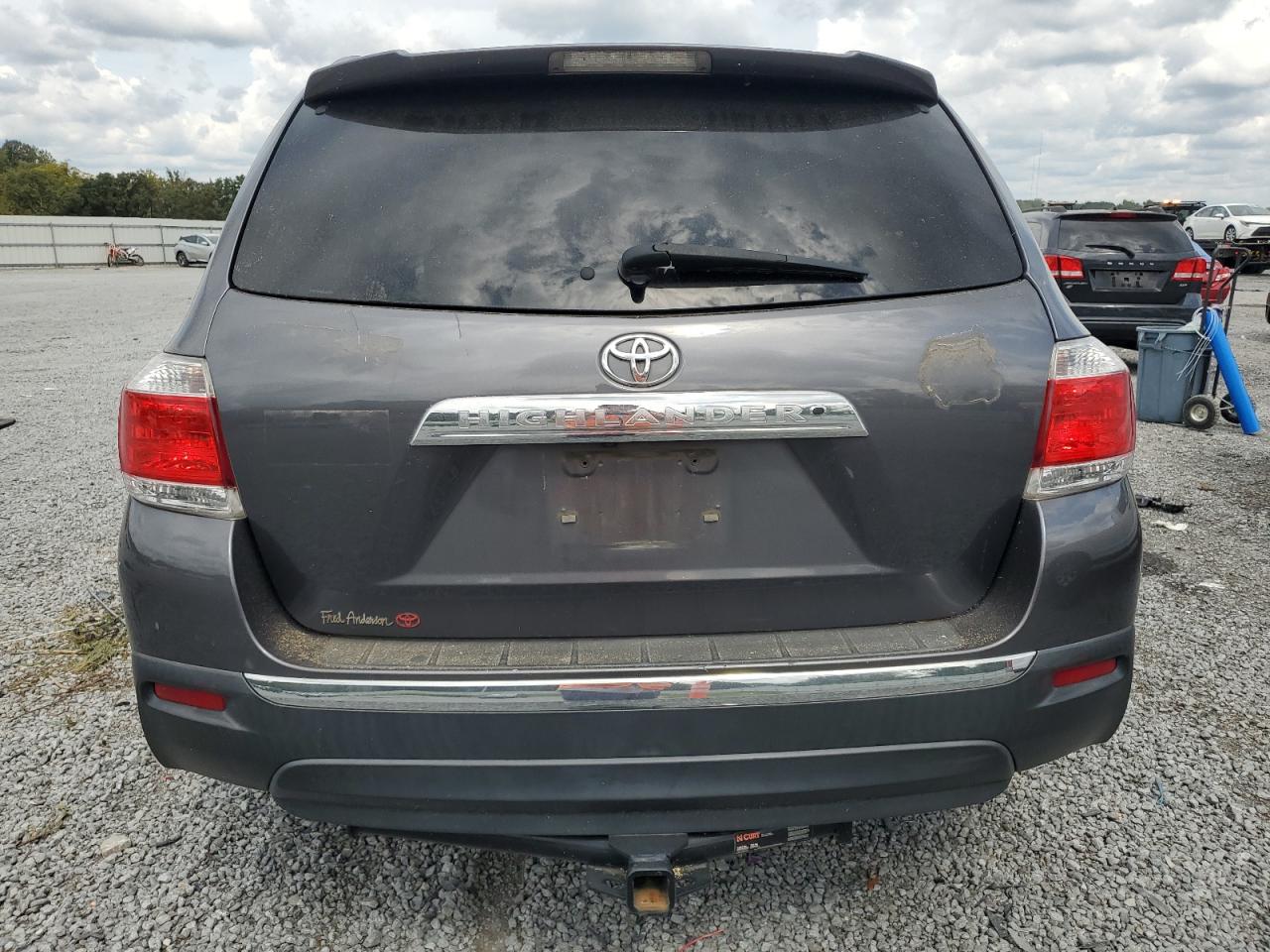 5TDZK3EH6DS142289 2013 Toyota Highlander Base