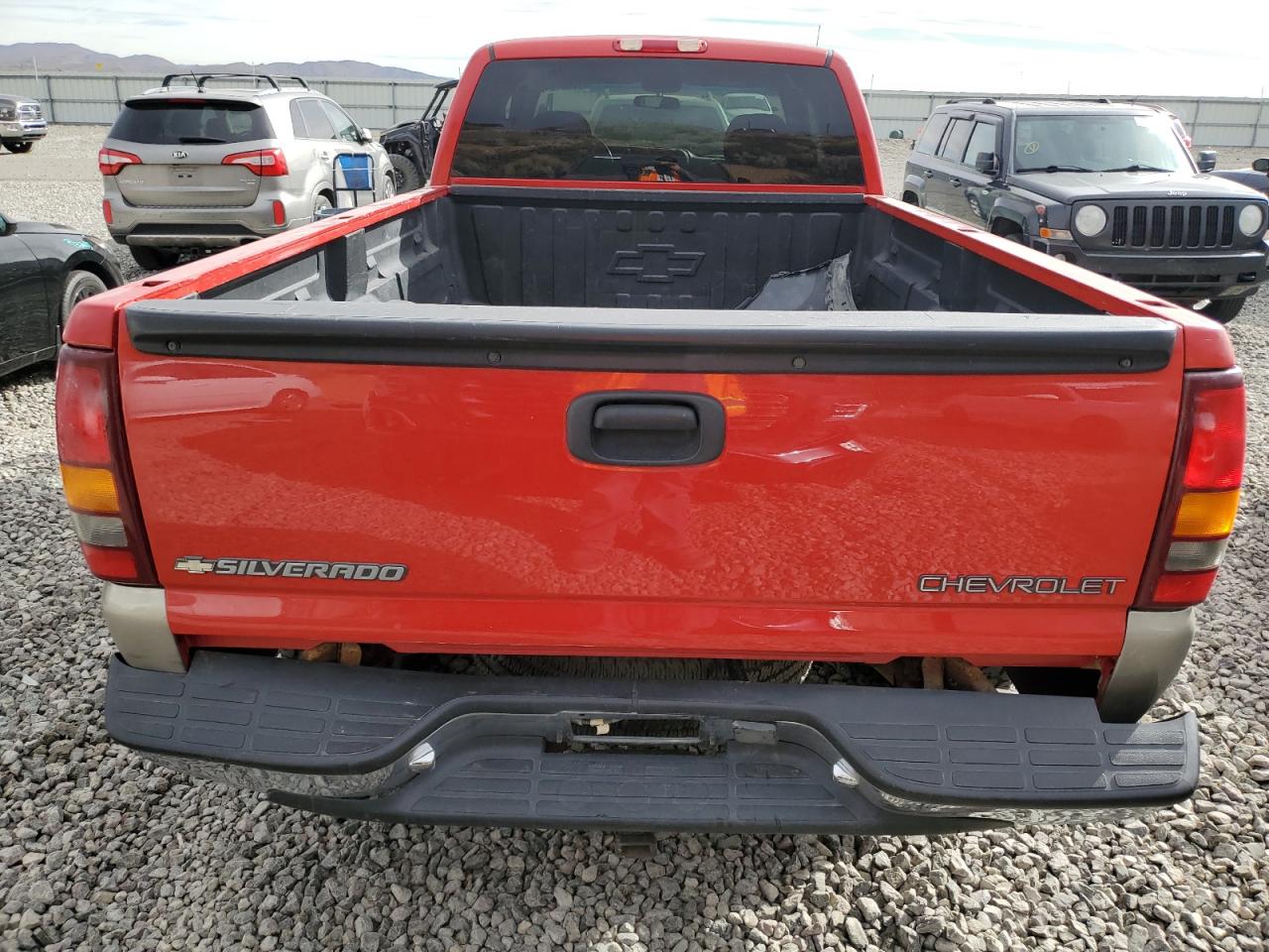 2001 Chevrolet Silverado K1500 VIN: 1GCEK19T21E294699 Lot: 77881844