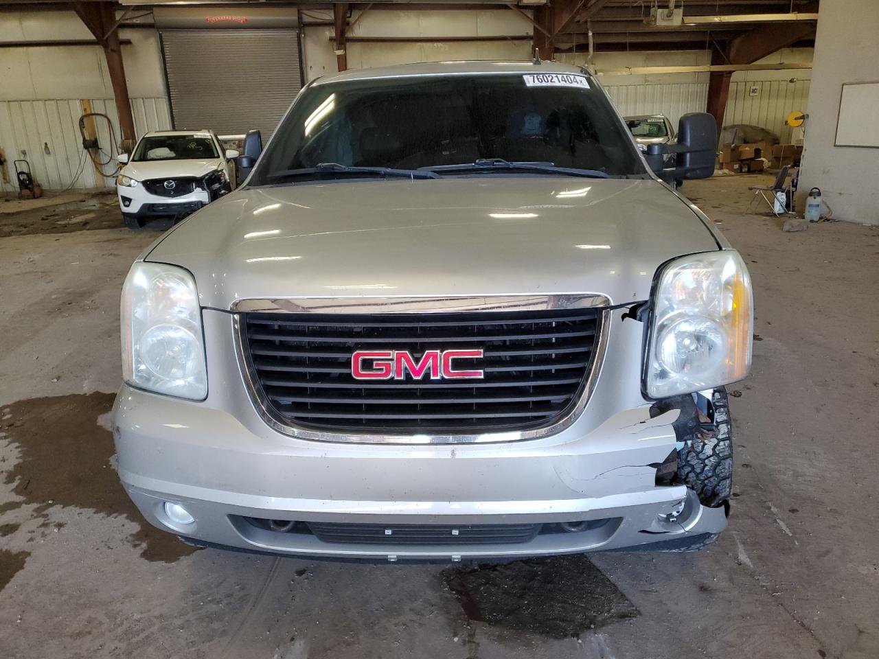 2010 GMC Yukon - Image 5