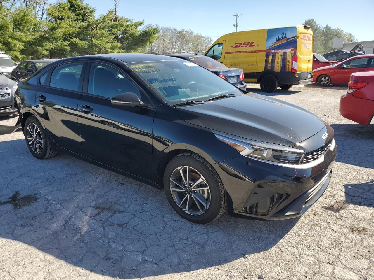 2023 Kia Forte - Image 4