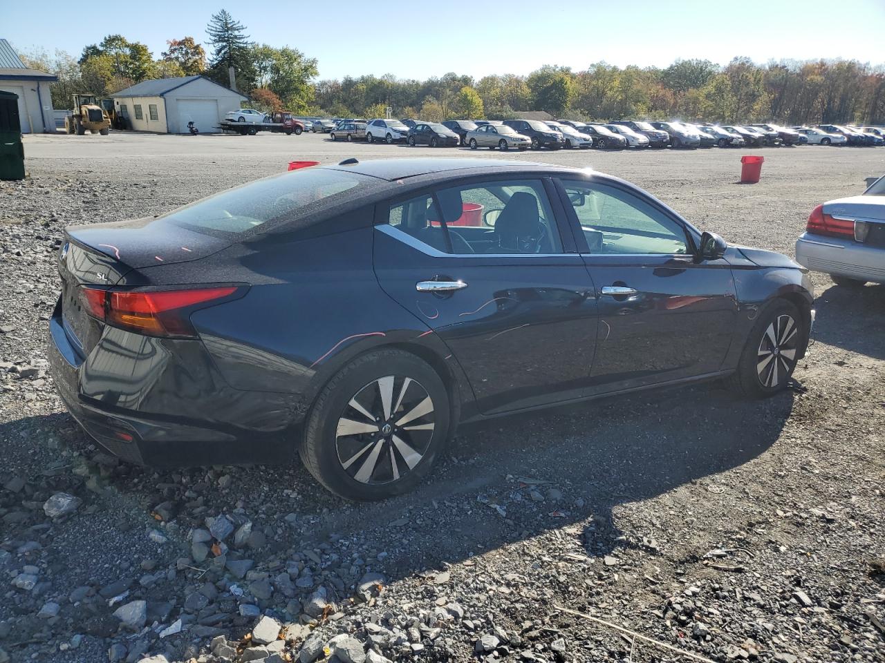 2020 Nissan Altima - Image 3