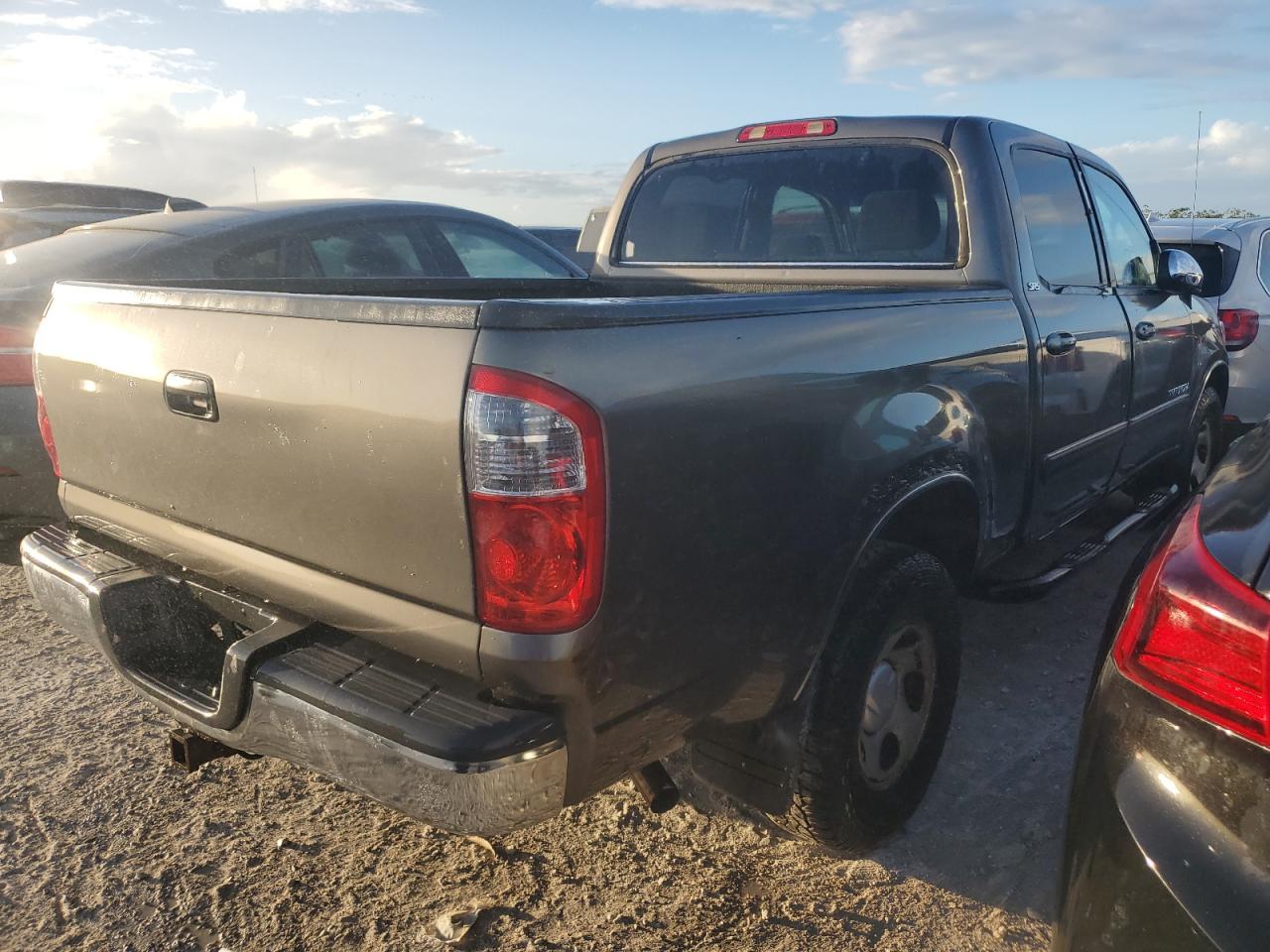 2005 Toyota Tundra - Image 3