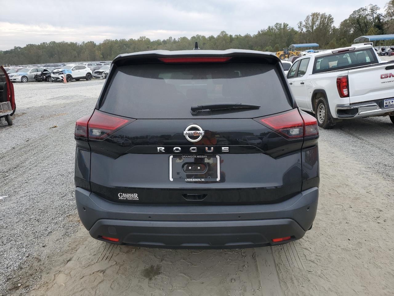 2021 Nissan Rogue - Image 6