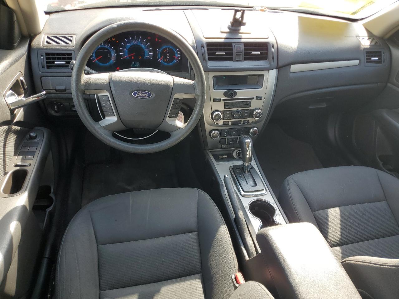 2010 Ford Fusion - Image 8
