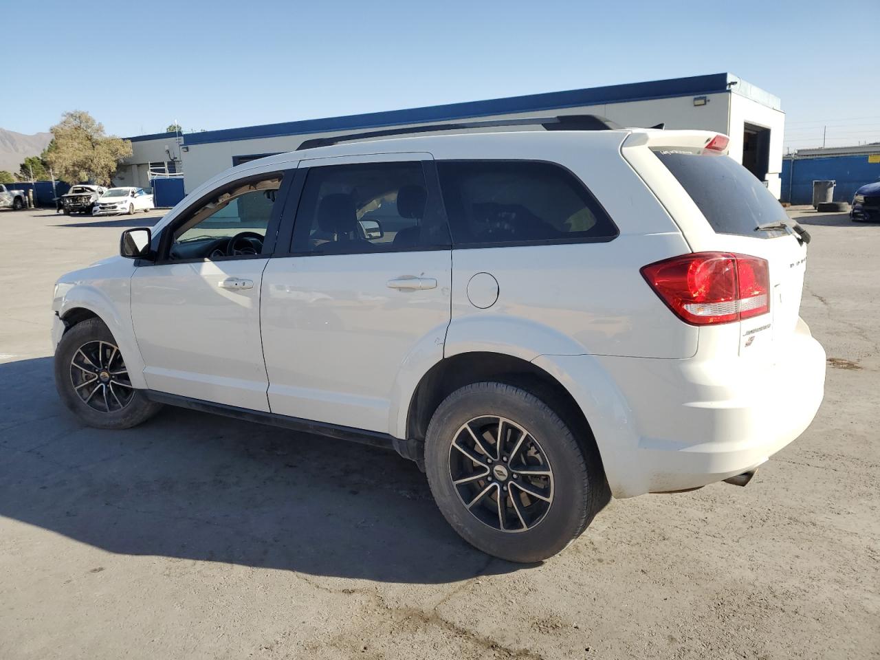 2018 Dodge Journey - Image 2