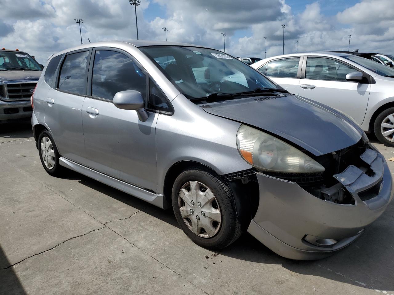2007 Honda Fit - Image 4