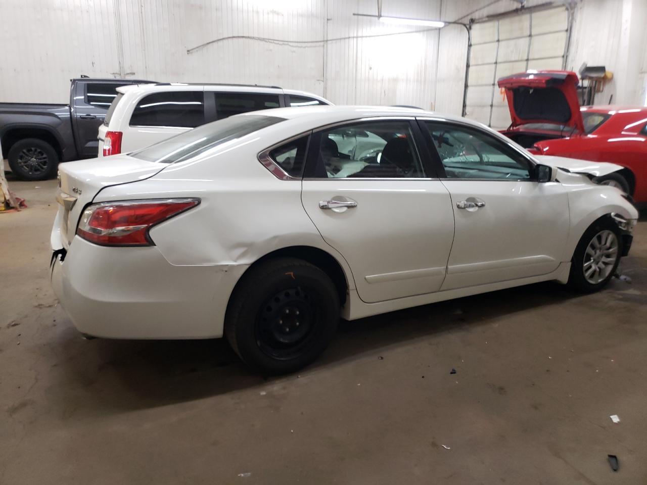 VIN 1N4AL3AP6EC123662 2014 NISSAN ALTIMA no.3