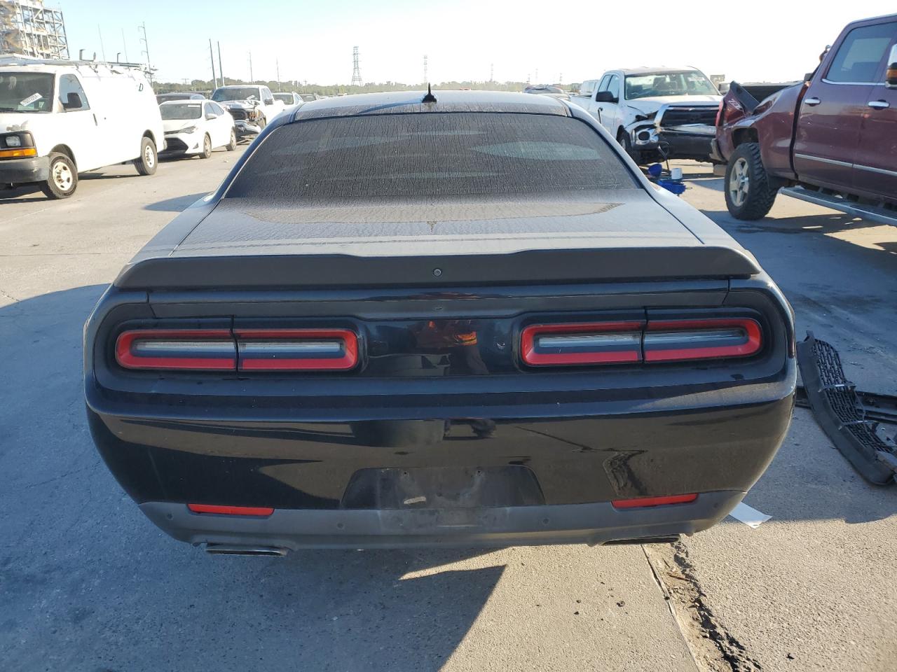 2016 Dodge Challenger R/T Scat Pack VIN: 2C3CDZFJ9GH193510 Lot: 75460464